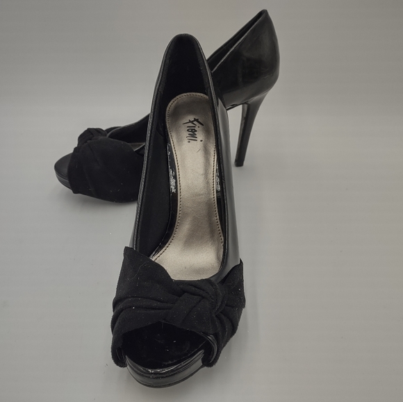 Fioni Shoes Size 6.5 Wide Black - Picture 2 of 11